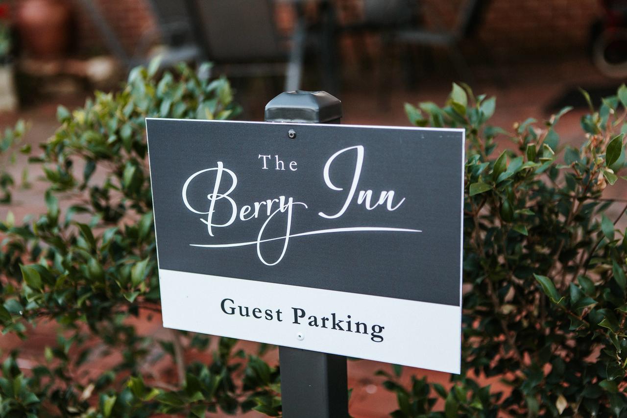 The Berry Inn Екстериор снимка